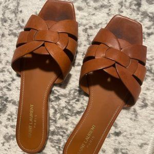 SAINT LAURENT Tribute Nu Pieds leather sandals in brown/amber size 38